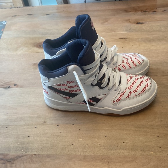 Vintage Reebok high cut runners   Never worn - Picture 2 of 5